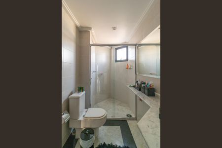 Apartamento à venda com 247m², 4 quartos e 4 vagas Apartamento à venda com 247m², 4 quartos e 4 vagasBanheiro da Suíte 2