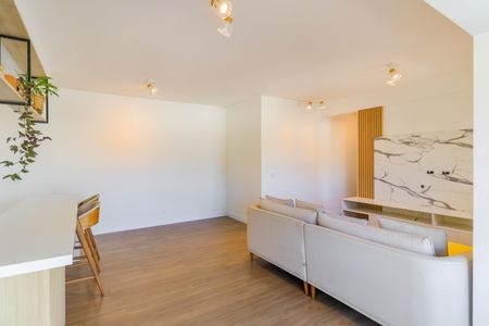 Apartamento à venda com 81m², 2 quartos e 2 vagas Apartamento à venda com 81m², 2 quartos e 2 vagasSala