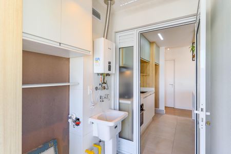 Apartamento à venda com 81m², 2 quartos e 2 vagas Apartamento à venda com 81m², 2 quartos e 2 vagasÁrea de Serviço