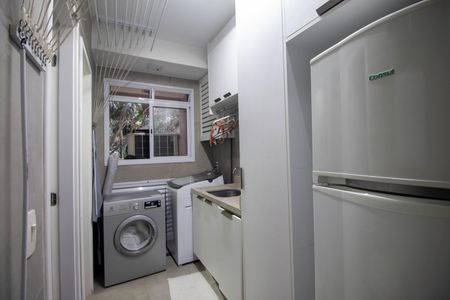 Apartamento à venda com 179m², 4 quartos e 3 vagas Apartamento à venda com 179m², 4 quartos e 3 vagasÁrea de Serviço