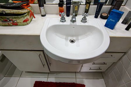 Apartamento à venda com 268m², 4 quartos e 1 vagaBanheiro da Suíte 1