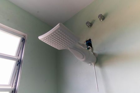 Casa à venda com 207m², 4 quartos e 4 vagas Casa à venda com 207m², 4 quartos e 4 vagasChuveiro