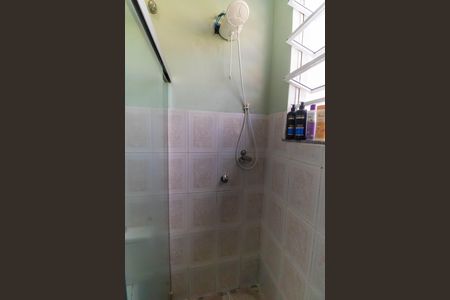 Casa à venda com 207m², 4 quartos e 4 vagas Casa à venda com 207m², 4 quartos e 4 vagasBanheiro Social