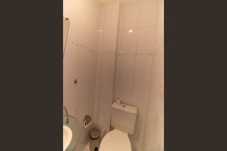 Casa à venda com 207m², 4 quartos e 4 vagas Casa à venda com 207m², 4 quartos e 4 vagasLavabo