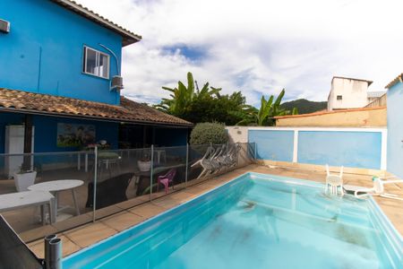 Casa à venda com 207m², 4 quartos e 4 vagas Casa à venda com 207m², 4 quartos e 4 vagasÁrea Gourmet