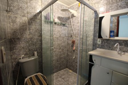 Casa à venda com 300m², 5 quartos e 5 vagasCasa 2 - Quarto 2 (banheiro da suíte)