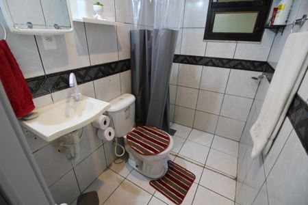 Casa à venda com 300m², 5 quartos e 5 vagasCasa 2 - Banheiro Social