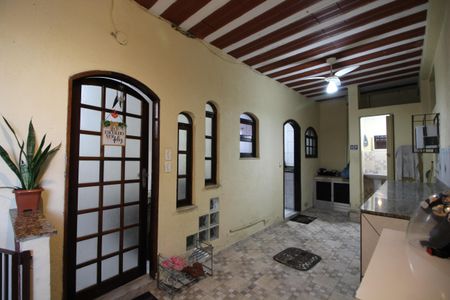 Casa à venda com 300m², 5 quartos e 5 vagasCasa 2 - Área de Serviço 1