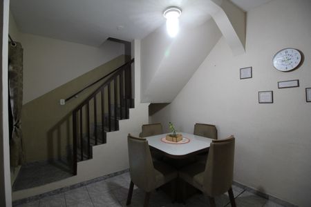 Casa à venda com 300m², 5 quartos e 5 vagasCasa 2 - Sala