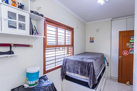 Casa à venda com 168m², 4 quartos e 4 vagas Casa à venda com 168m², 4 quartos e 4 vagasQuarto 2