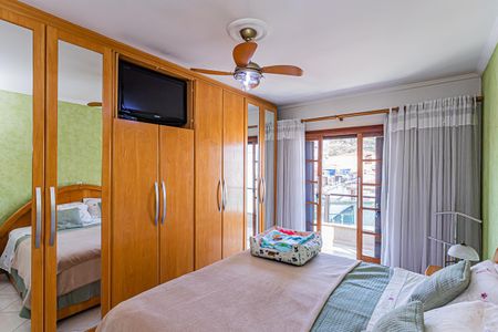 Casa à venda com 168m², 4 quartos e 4 vagas Casa à venda com 168m², 4 quartos e 4 vagasSuíte 1