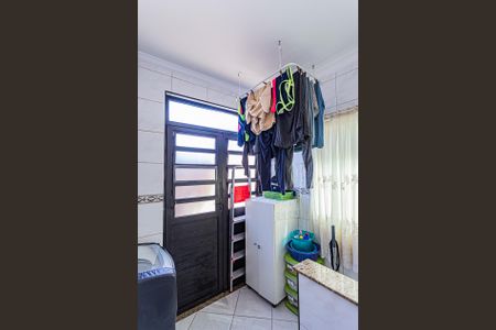 Casa à venda com 168m², 4 quartos e 4 vagas Casa à venda com 168m², 4 quartos e 4 vagasÁrea de Serviço