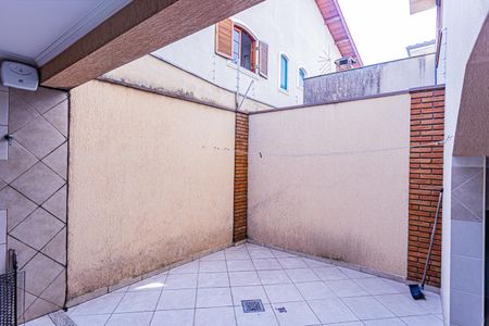 Casa à venda com 168m², 4 quartos e 4 vagas Casa à venda com 168m², 4 quartos e 4 vagasEspaço gourmet
