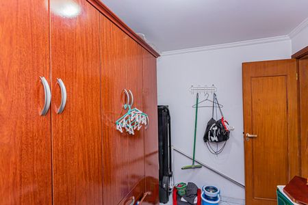 Casa à venda com 168m², 4 quartos e 4 vagas Casa à venda com 168m², 4 quartos e 4 vagasQuarto de Serviço