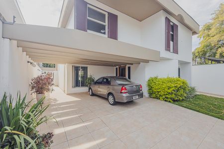 Casa à venda com 316m², 4 quartos e 4 vagasGaragem