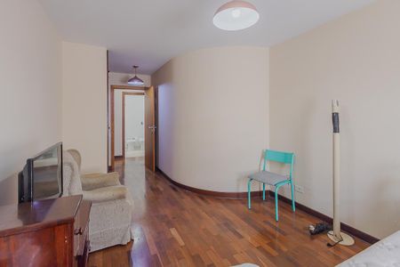 Casa à venda com 316m², 4 quartos e 4 vagasQuarto 4