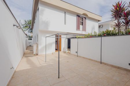 Casa à venda com 316m², 4 quartos e 4 vagasÁrea de Serviço