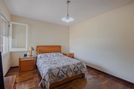 Casa à venda com 316m², 4 quartos e 4 vagasQuarto 1