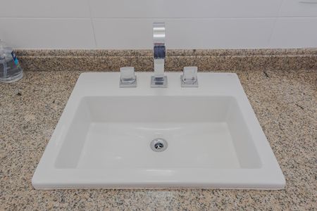 Casa à venda com 316m², 4 quartos e 4 vagasBanheiro da Suíte