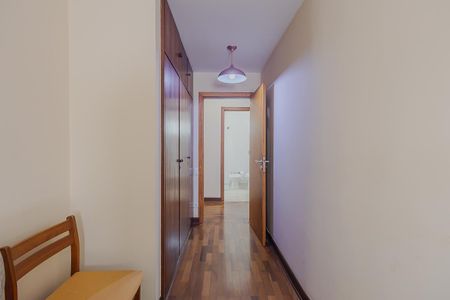 Casa à venda com 316m², 4 quartos e 4 vagasQuarto 4