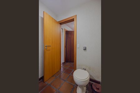 Casa à venda com 316m², 4 quartos e 4 vagasLavabo 1