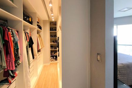 Apartamento à venda com 246m², 4 quartos e 3 vagasSuíte 1