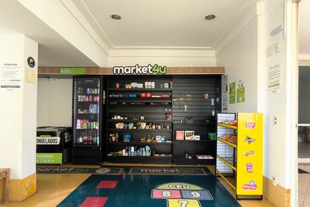 Apartamento à venda com 246m², 4 quartos e 3 vagasÁrea comum - Mini Mercado