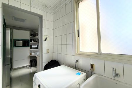 Apartamento à venda com 246m², 4 quartos e 3 vagasÁrea de Serviço