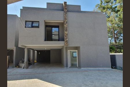 Casa de condomínio à venda com 214m², 4 quartos e 3 vagas