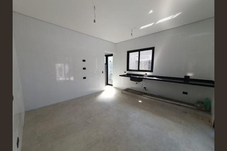 Casa de condomínio à venda com 214m², 4 quartos e 3 vagas