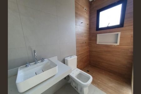 Casa de condomínio à venda com 214m², 4 quartos e 3 vagas