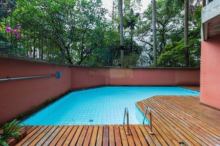 Apartamento à venda com 180m², 3 quartos e 3 vagas