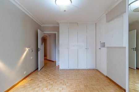 Apartamento à venda com 180m², 3 quartos e 3 vagas