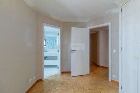 Apartamento à venda com 180m², 3 quartos e 3 vagas