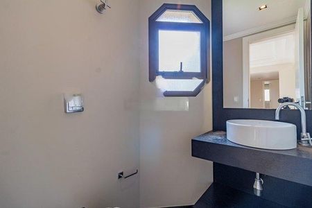 Apartamento à venda com 180m², 3 quartos e 3 vagas