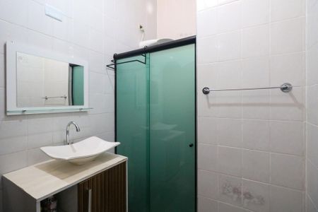 Casa à venda com 80m², 2 quartos e 1 vaga Casa à venda com 80m², 2 quartos e 1 vagaBanheiro 2