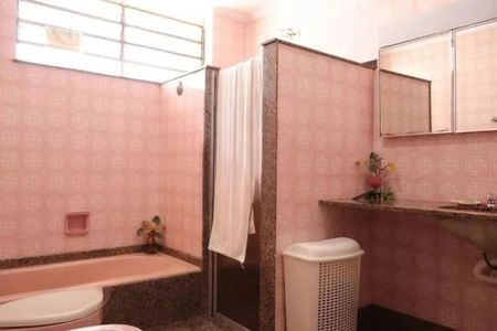 Casa à venda com 205m², 3 quartos e 2 vagas