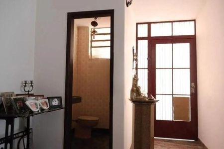 Casa à venda com 205m², 3 quartos e 2 vagas