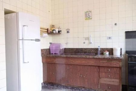 Casa à venda com 205m², 3 quartos e 2 vagas
