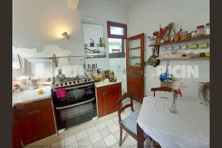 Apartamento à venda com 75m², 3 quartos e sem vaga