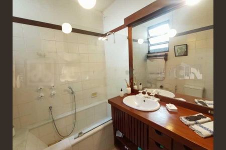 Apartamento à venda com 75m², 3 quartos e sem vaga