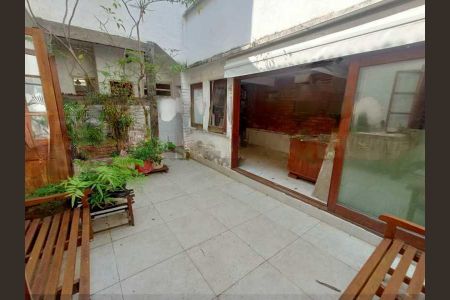 Apartamento à venda com 75m², 3 quartos e sem vaga