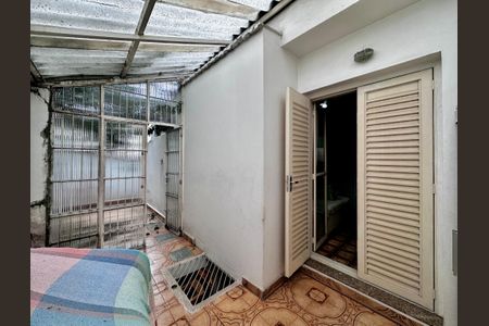 Casa à venda com 200m², 3 quartos e 1 vaga Casa à venda com 200m², 3 quartos e 1 vagaVaranda Quarto 3