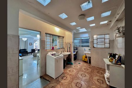Casa à venda com 200m², 3 quartos e 1 vaga Casa à venda com 200m², 3 quartos e 1 vagaCozinha