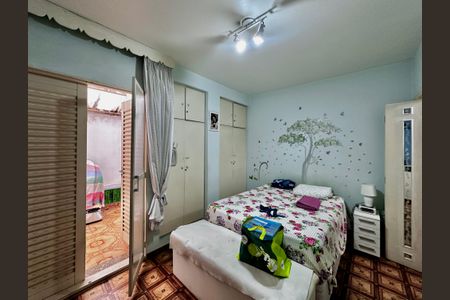 Casa à venda com 200m², 3 quartos e 1 vaga Casa à venda com 200m², 3 quartos e 1 vagaQuarto 3