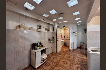 Casa à venda com 200m², 3 quartos e 1 vaga Casa à venda com 200m², 3 quartos e 1 vagaÁrea de Serviço