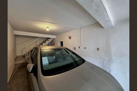 Casa à venda com 200m², 3 quartos e 1 vaga Casa à venda com 200m², 3 quartos e 1 vagaGaragem