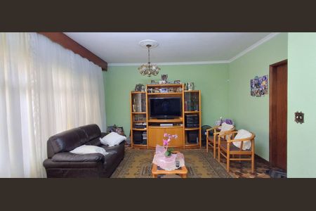 Casa à venda com 285m², 4 quartos e 5 vagas Casa à venda com 285m², 4 quartos e 5 vagasSala