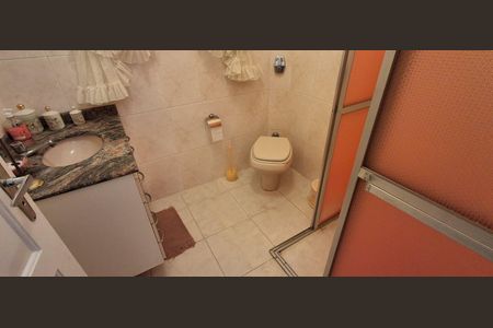 Casa à venda com 285m², 4 quartos e 5 vagas Casa à venda com 285m², 4 quartos e 5 vagasBanheiro  edicula