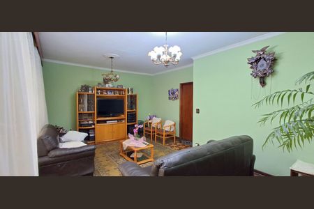 Casa à venda com 285m², 4 quartos e 5 vagas Casa à venda com 285m², 4 quartos e 5 vagasSala